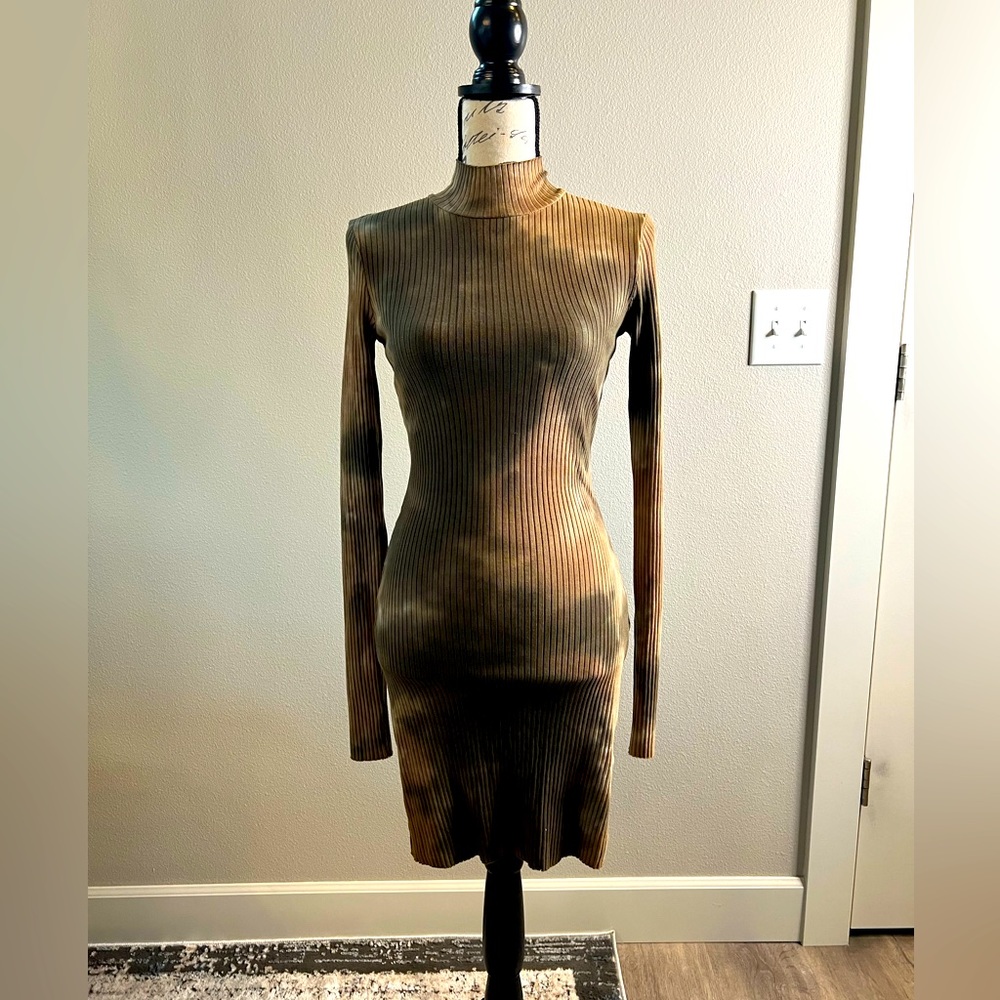 Like new, worn only once Cotton Citizen Mini Green Knit Dress